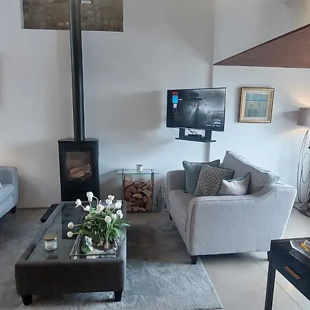 Appartement Sophisticated Seafront 3bd Suntrap Landscaped Yard Dublin