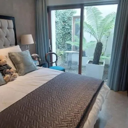 Sophisticated Seafront 3bd Suntrap Landscaped Yard * Dublino
