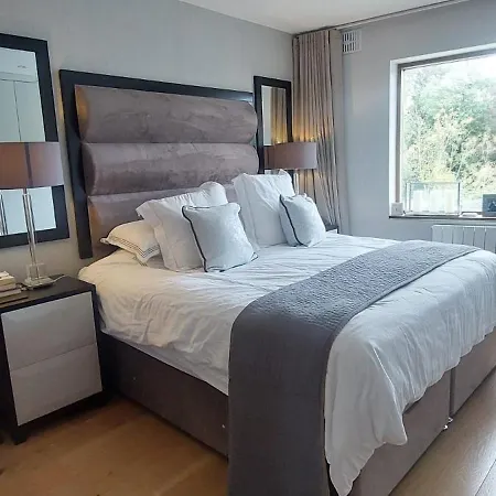 Sophisticated Seafront 3bd Suntrap Landscaped Yard * دبلن